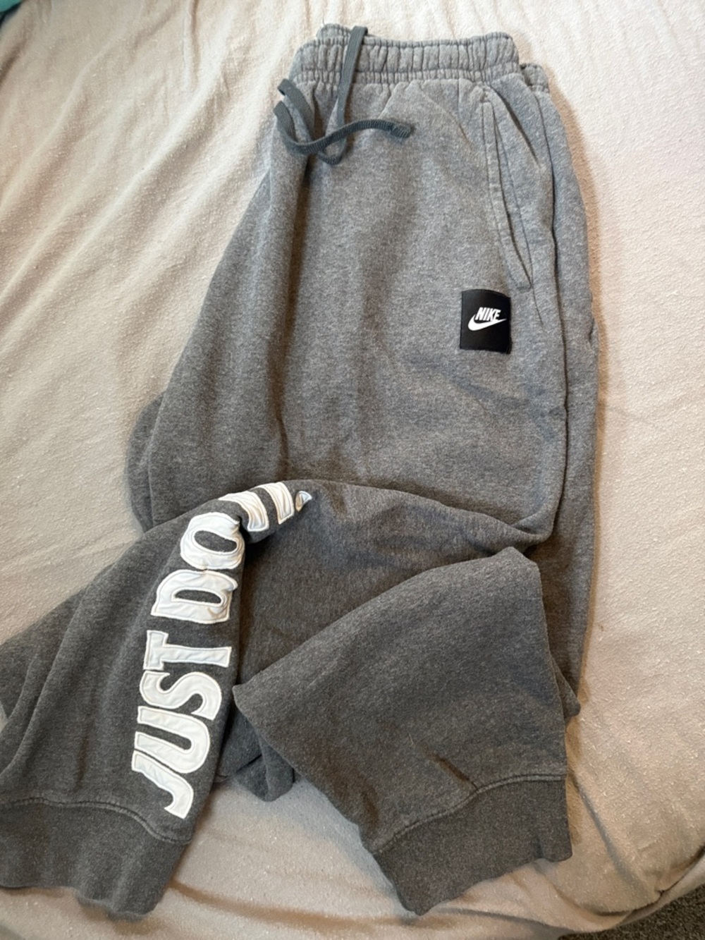 Men’s Nike Jogger Pants - Comfort Fit